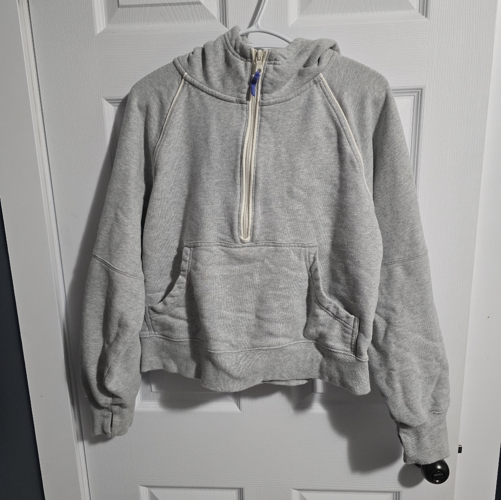 Throwback Quarter Zip Hoodie